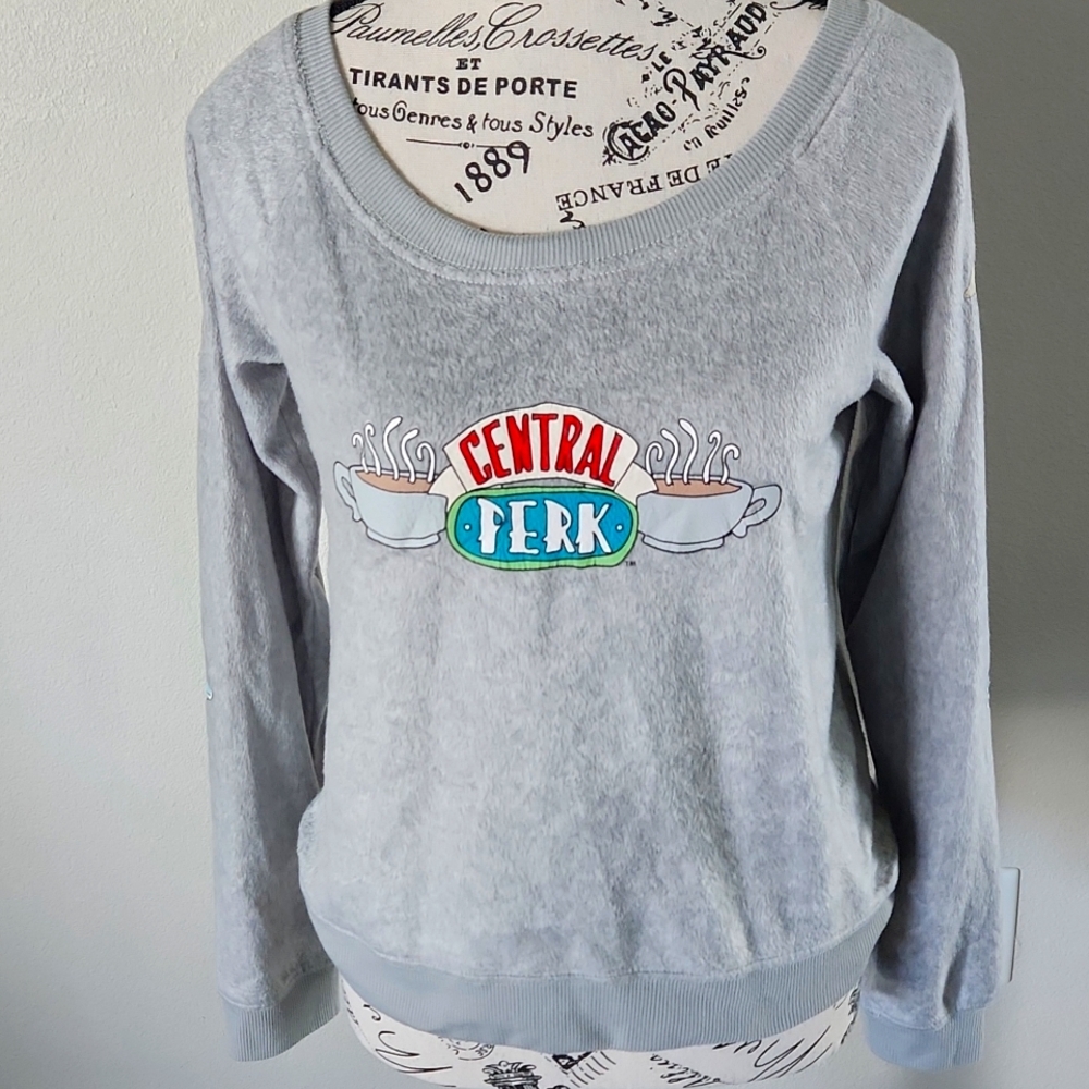 FRIENDS TV Show Gray Central‎ Perk Loungewear Pajama Top Womens Size Small
